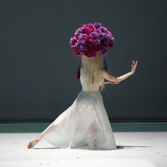 ChorgraphyKARL Bisquit