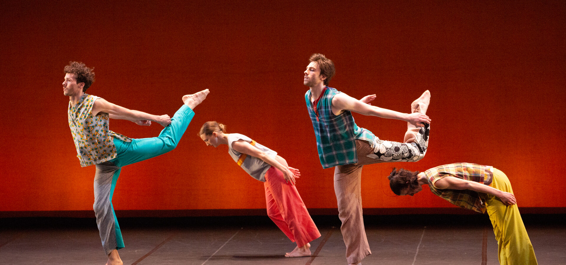 TRISHA BROWN DANCE COMPANY